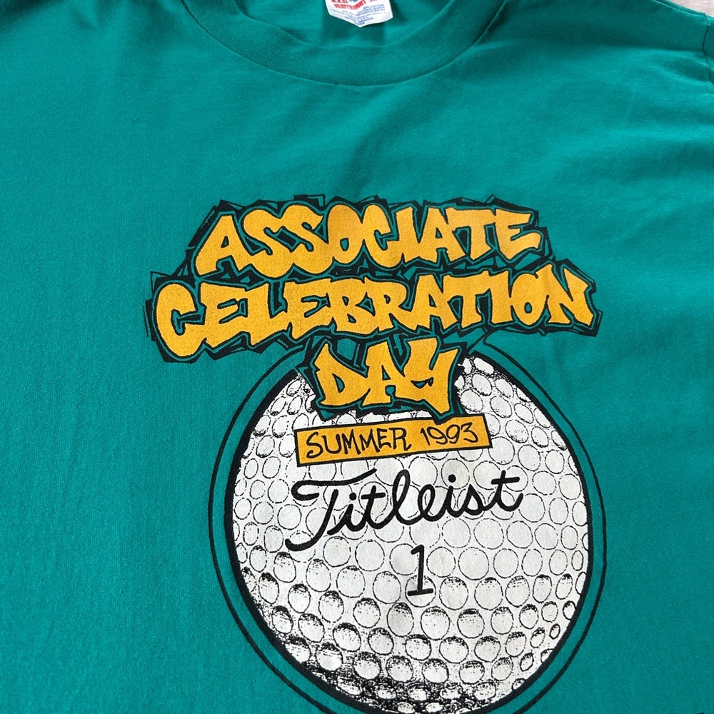 Titleist Teal Short Sleeve Tee with Yellow & White Graphic rare 1993